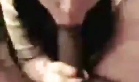 હોટ મમ્મી મારે તને ચોદવિ છે લૅંઝરી માં Masturbates વાસ્તવિક પોર્ન મુક્ત માટે ઓનલાઇન