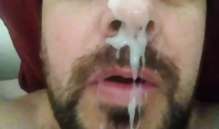 ચહેરા real free porn સાથે smeared કમ