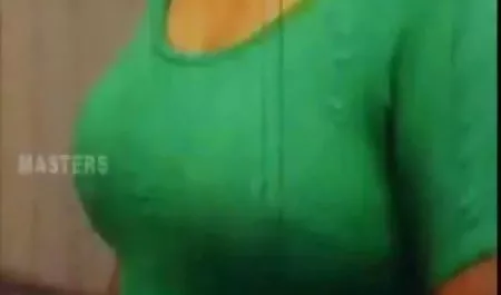 સીએરા તેના pussy સેક્સ vayf વાસ્તવિક સાથે રમવાની
