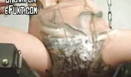 હું વાસ્તવિક મૈત્રીપૂર્ણ porn જોવાનું આનંદ મારી પુત્રી Fucked